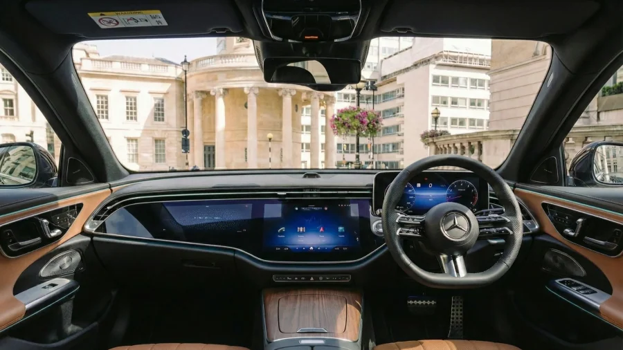 Mercedes E-Class - image 2