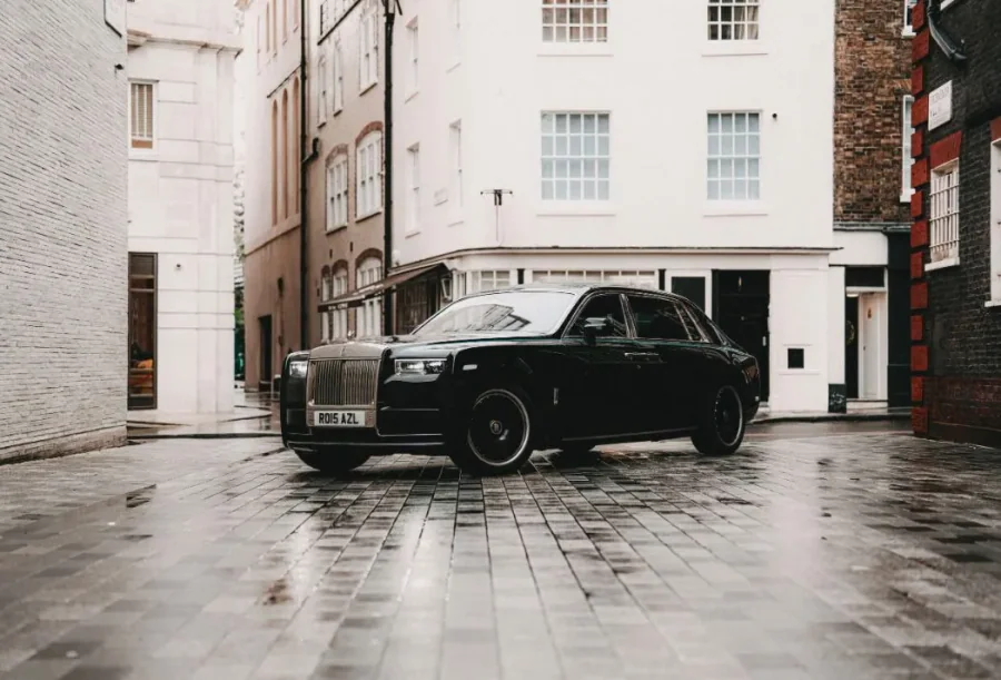 Rolls Royce Phantom - image 1