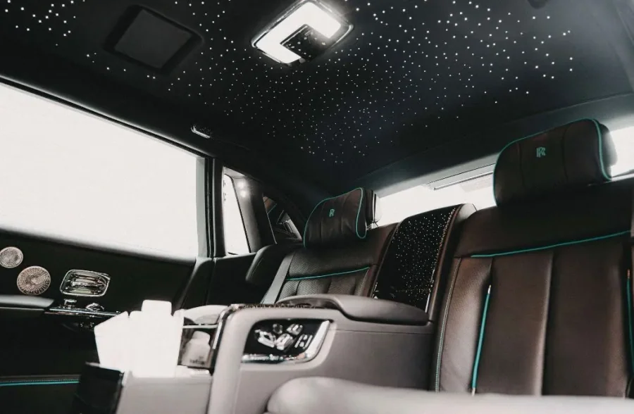 Rolls Royce Phantom - image 2